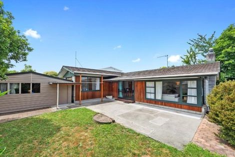 Photo of property in 22 Mccracken Avenue, Hillcrest, Hamilton, 3216