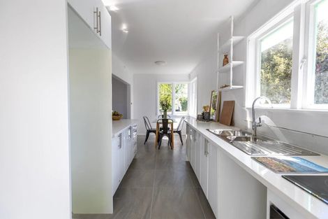 Photo of property in 27 Gilray Avenue, Maraenui, Napier, 4110