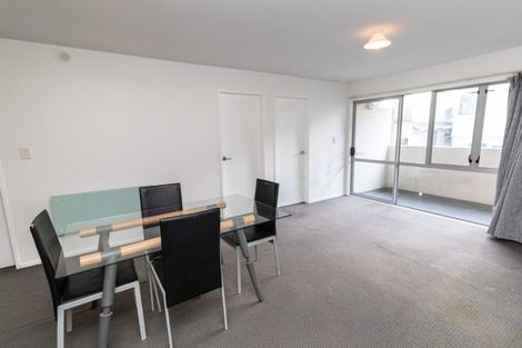 Photo of property in 4/27 Drummond Street, Mount Cook, Wellington, 6021