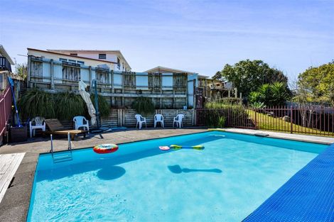 Photo of property in 28 Kingsford Street, Bell Block, New Plymouth, 4312