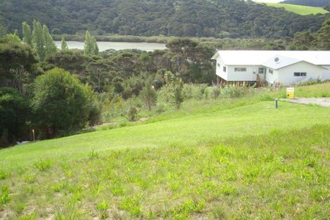 Photo of property in 11 Waterview Place, Haruru, 0204