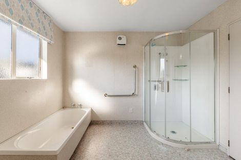 Photo of property in 1 Karina Crescent, Redwoodtown, Blenheim, 7201