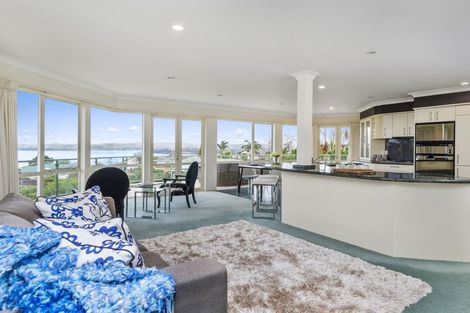 Photo of property in 10 Callender Place, Shelly Park, Auckland, 2014