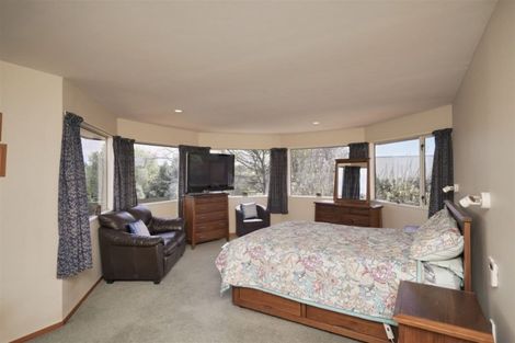 Photo of property in 19 Littles Lane, Woodend, 7610