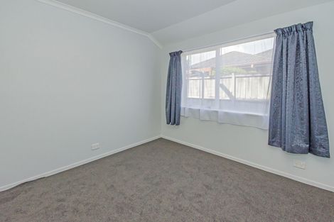 Photo of property in 35 Croftview Road, Wattle Downs, Auckland, 2103