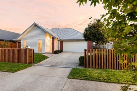 Photo of property in 11 Jarrett Terrace, Leamington, Cambridge, 3432