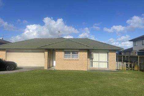 Photo of property in 6 Mark Edgar Place, Clendon Park, Auckland, 2103