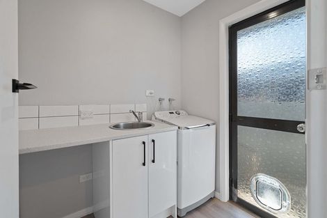 Photo of property in 13 Roswell Place, Islington, Christchurch, 8042