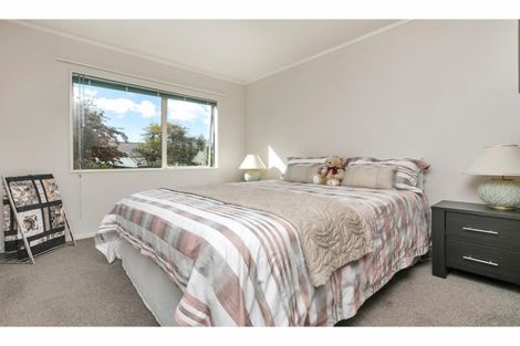 Photo of property in 12 Marlin Street, West Harbour, Auckland, 0618