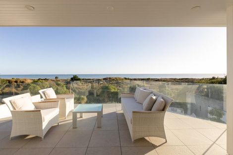 Photo of property in 233c Oceanbeach Road, Mount Maunganui, 3116