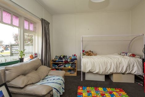 Photo of property in 180 Springfield Road, St Albans, Christchurch, 8014