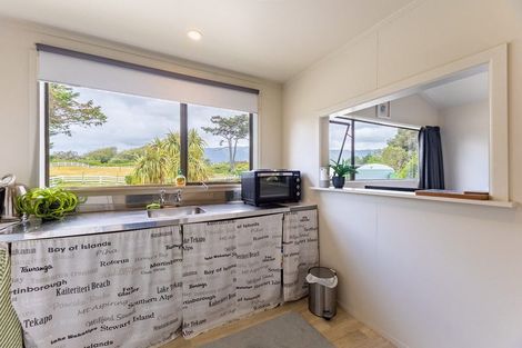 Photo of property in 49 Paetawa Road, Peka Peka, Waikanae, 5391