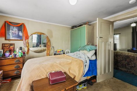 Photo of property in 79 Bowhill Road, New Brighton, Christchurch, 8083