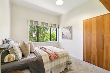 Photo of property in 8 Ranikhet Way, Khandallah, Wellington, 6035