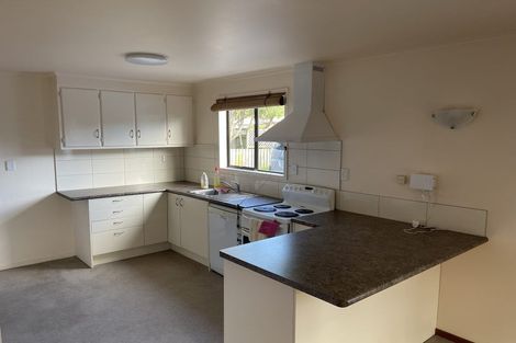 Photo of property in 8 Rimu Road, Raumati Beach, Paraparaumu, 5032