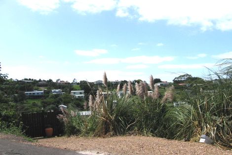Photo of property in 14 Wellington Road, Surfdale, Waiheke Island, 1081