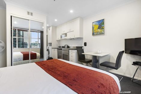 Photo of property in Terrace Garden Apartments, 7h/120 The Terrace, Wellington Central, Wellington, 6011