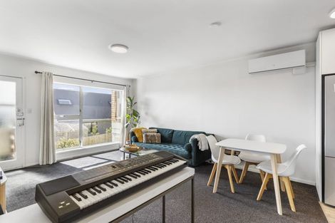 Photo of property in 9/14 Seaview Terrace, Mount Albert, Auckland, 1025