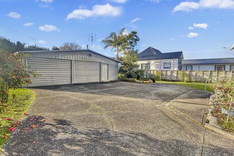 Photo of property in 26 Ellice Road, Totara Vale, Auckland, 0629