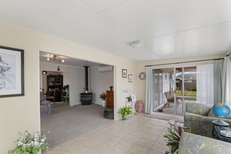 Photo of property in 3 Rimu Street, Levin, 5510