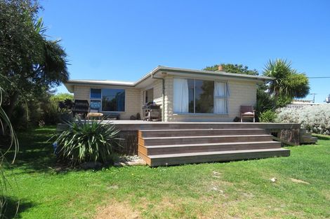 Photo of property in 37 Burnett Street, Kakanui, Oamaru, 9495