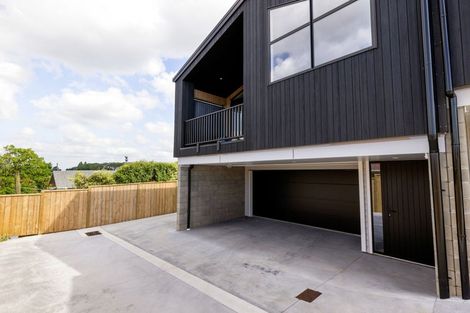 Photo of property in 4/3 Huia Avenue, Forest Lake, Hamilton, 3200
