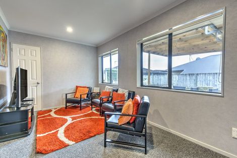 Photo of property in 50 Twickenham Place, Nawton, Hamilton, 3200