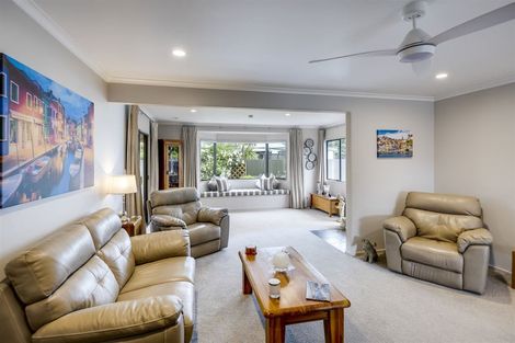 Photo of property in 23a Hammond Road, Taradale, Napier, 4112