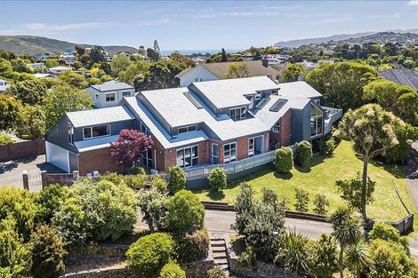 Photo of property in 170 Paremata Road, Paremata, Porirua, 5024