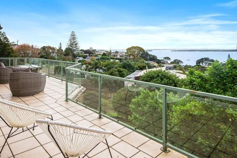 Photo of property in 10 Callender Place, Shelly Park, Auckland, 2014