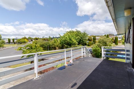 Photo of property in 9 Goldie Street, Pukehangi, Rotorua, 3015
