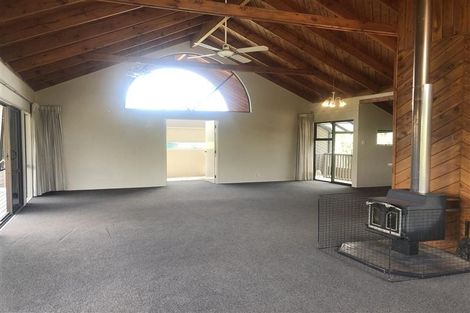 Photo of property in 3 Marae Road, Greenhithe, Auckland, 0632