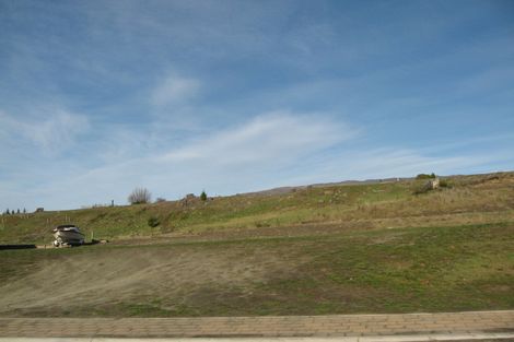 Photo of property in 7 Stonebrook Drive, Wanaka, 9305