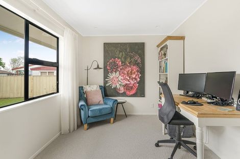 Photo of property in 49 Garland Drive, St Andrews, Hamilton, 3200