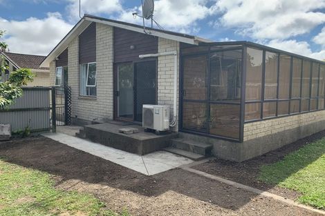 Photo of property in 2/32 Prestons Road, Redwood, Christchurch, 8051