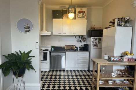 Photo of property in 3 Mckenzie Terrace, Te Aro, Wellington, 6011