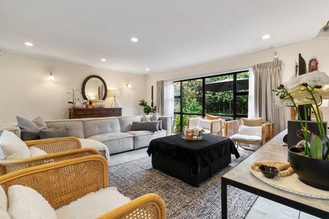 Photo of property in 2/17 Arthur Road, Hillpark, Auckland, 2102