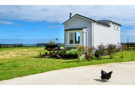 Photo of property in 361c Muriwai Valley Road, Muriwai, 0881