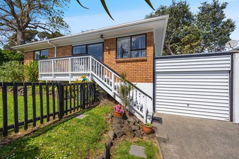 Photo of property in 4a Sullivan Avenue, Mangere Bridge, Auckland, 2022