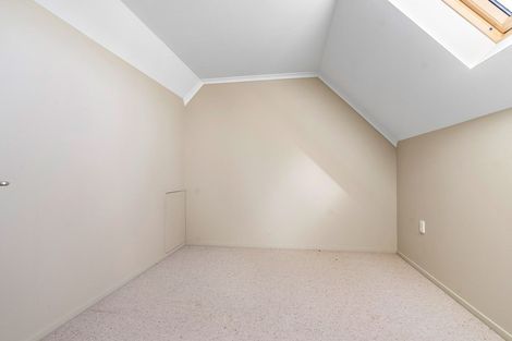 Photo of property in Holdsworth Villas, 1/2 William Donald Drive, Solway, Masterton, 5810