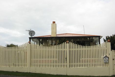 Photo of property in 17 Milford Street, Heidelberg, Invercargill, 9812