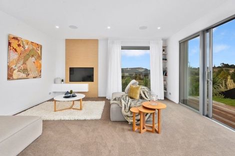 Photo of property in 4 Ruku Street, Long Bay, Auckland, 0630