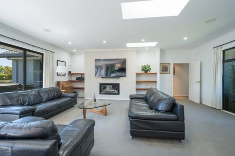 Photo of property in 2 Ashfield Place, Richmond, 7020