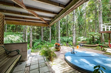 Photo of property in 30 Kopiko Road, Titirangi, Auckland, 0604