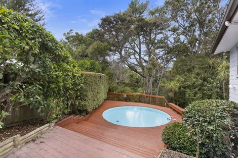 Photo of property in 15 Cunliffe Place, Glenfield, Auckland, 0629