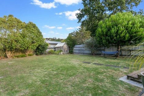 Photo of property in 124 Glendale Road, Glen Eden, Auckland, 0602