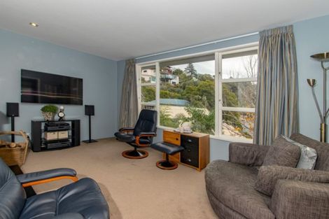 Photo of property in 13 Denholm Road, Hospital Hill, Napier, 4110