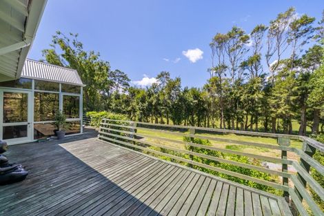 Photo of property in 1100b Coast Road, Wainuiomata Coast, Wainuiomata, 5373