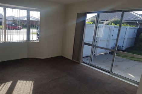 Photo of property in 72 Mcmahon Drive, Aidanfield, Christchurch, 8025
