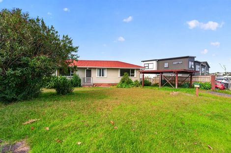 Photo of property in 37 Bruce Road, Glenfield, Auckland, 0629